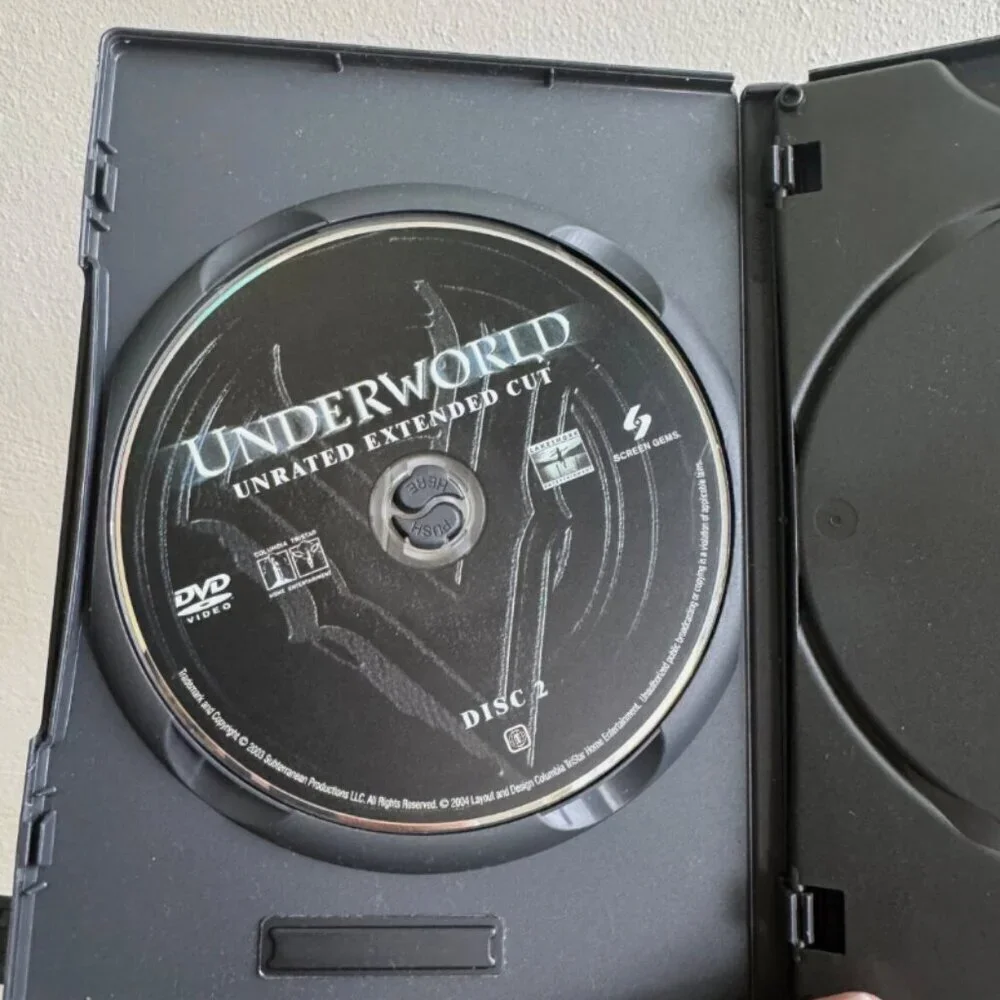 Underworld (2003) Unrated Extended Cut - Disc 2 Only + Slipcover & Extras - READ